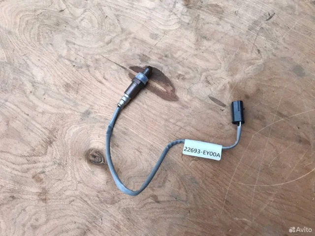 Лямбда-зонд (верхний) для Nissan Teana J32 2008-2013 на фотографиях