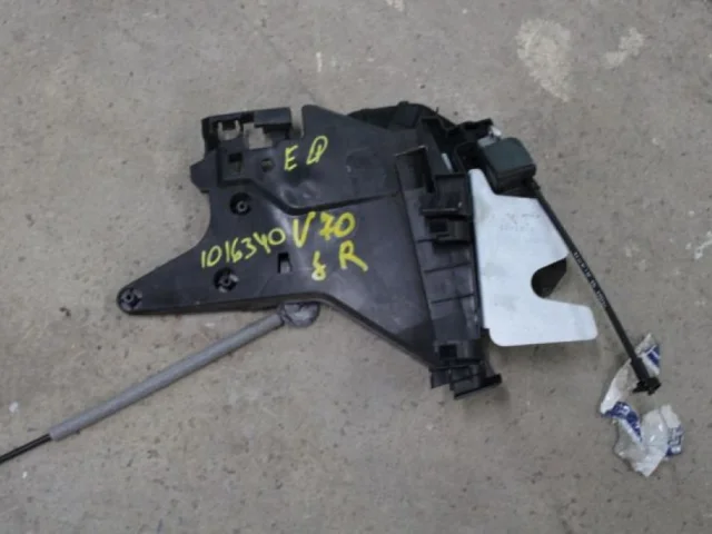 Замок двери задней правой для Volvo S40 MS 2004-2012 на фотографиях