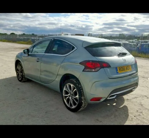 Двери для Citroen DS4 2011-2016 на фотографиях