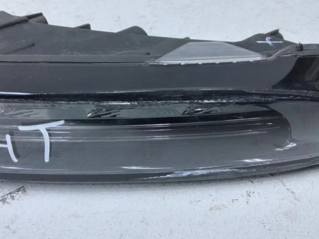 Дневной ходовой огонь левый для Porsche Macan 95B 2014-2023 на фотографиях