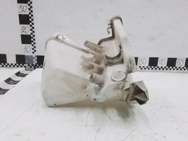 Бачок стеклоомывателя передний для Nissan Juke YF15 JDM 2010-2014 на фотографиях