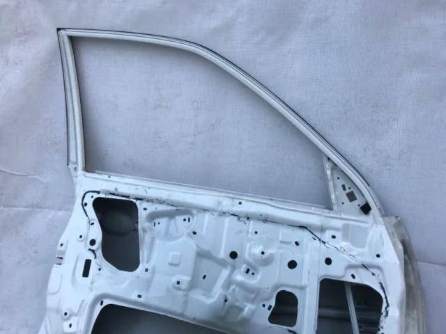 Дверь передняя левая для Subaru Forester SH 2008-2012 на фотографиях