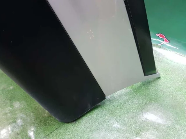 Бампер задний для BMW 7er Е38 1994-2001 на фотографиях