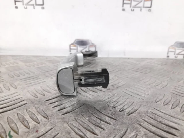 Ручка двери передняя левая внешняя для Citroen C4 Седан 2010-2016 на фотографиях