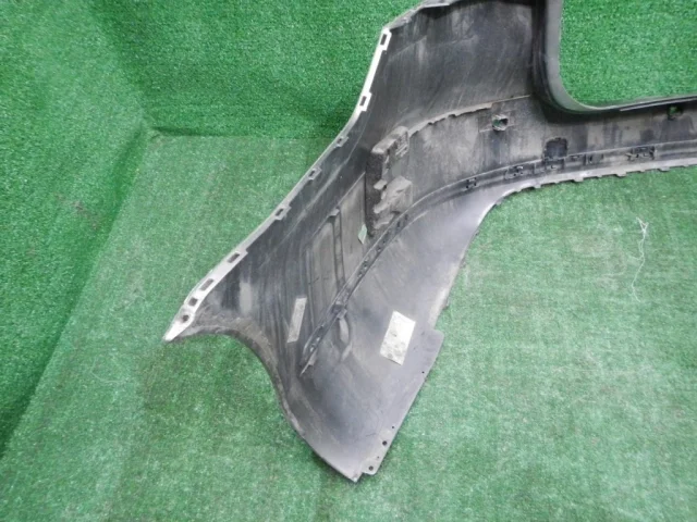 Бампер для Volkswagen Passat (B8) Variant 2014-2019 на фотографиях