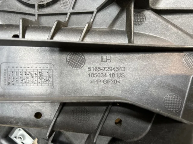 Кронштейн крыла задний левый для BMW X5 F15 (Ф15) 2013-2018 на фотографиях