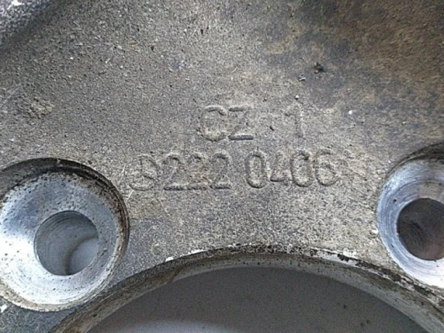 Кулак задний правый для Mercedes-Benz S class W222 2013-2017 на фотографиях