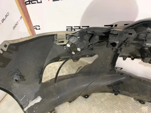 Усилитель переднего бампера для Citroen DS4 2011-2016 на фотографиях