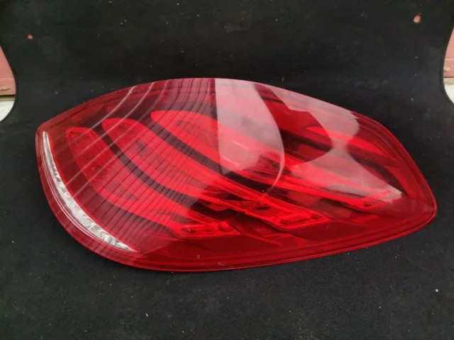 Стоп-сигнал правый для Mercedes-Benz S class W222 2013-2017 на фотографиях