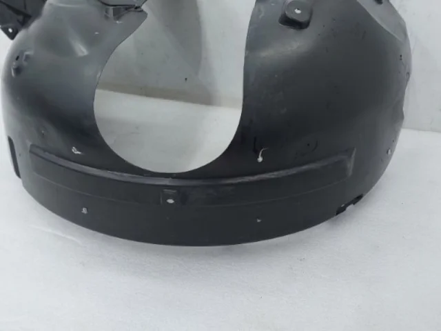 Подкрылок передний левый для Ford Explorer U502 rest 2014-2019 на фотографиях