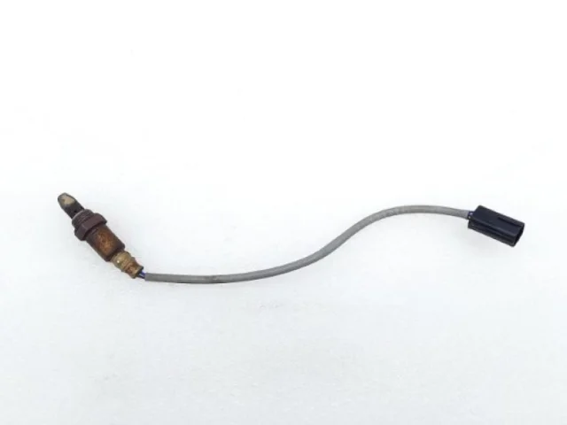 Лямбда-зонд (верхний) для Nissan Teana J32 2008-2013 на фотографиях