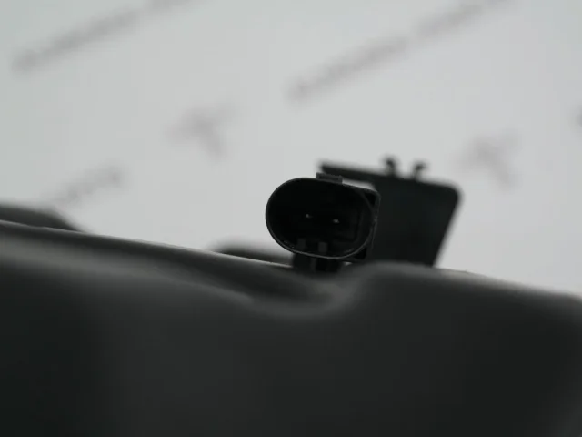 Бачок омывателя для Mercedes-Benz S class W222 2013-2017 на фотографиях