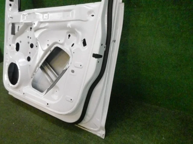 Дверь передняя правая для Volkswagen Caddy IV (2K) 2015-2020 на фотографиях