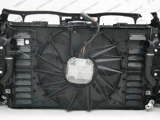 Панель радиатора (телевизор) для Porsche Panamera 970 rest 2013-2016 на фотографиях