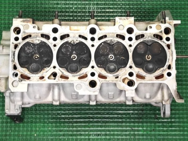 ГБЦ для Audi A4 B6 Кабриолет 2000-2004 на фотографиях