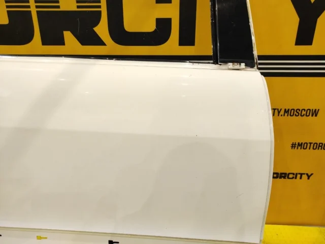 Дверь задняя правая для Mercedes-Benz S class W220 1998-2005 на фотографиях