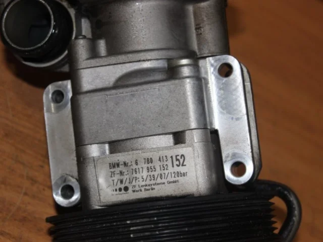 Насос ГУР для BMW 1er Е81 2007-2012 на фотографиях