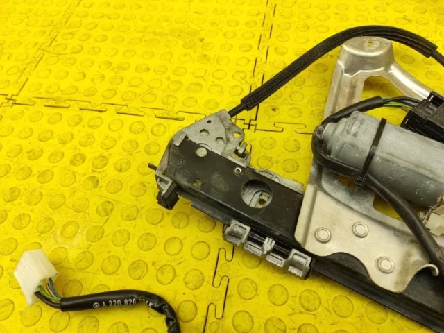 Мотор стеклоподъемника передний левый для Mercedes-Benz S class W220 1998-2005 на фотографиях