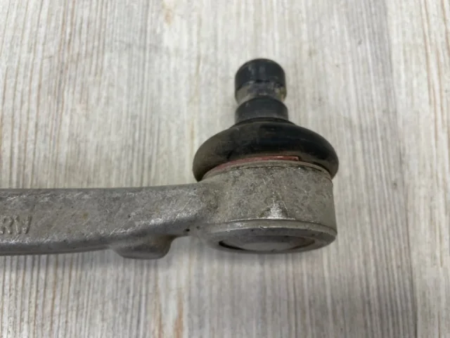 Рычаг передний правый верхний для Audi A6 C7 2010-2018 на фотографиях