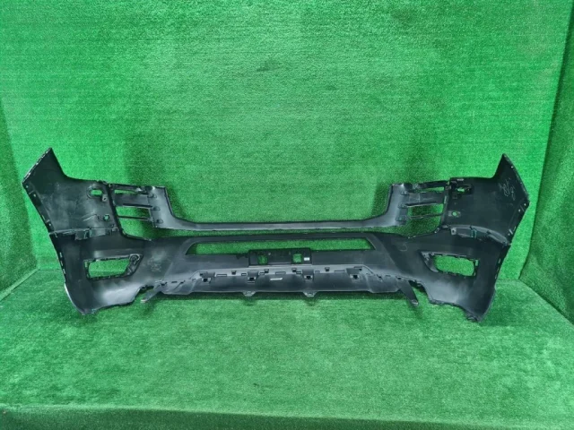 Бампер передний для Toyota Land Cruiser J300 2021+ на фотографиях