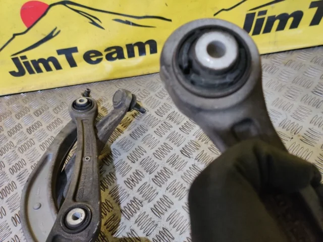 Рычаг передний правый нижний для Audi A4 B8 2007-2015 на фотографиях