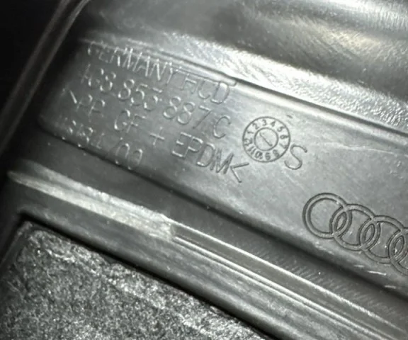 Подкрылок передний левый для Audi A7 4G 2010-2014 на фотографиях