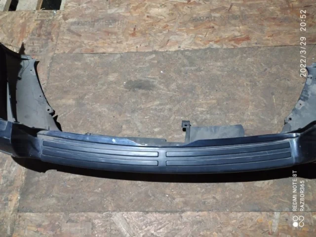 Бампер для Volkswagen Passat Variant (B5+ (B5.5), Typ 3BG) 2000-2005 на фотографиях