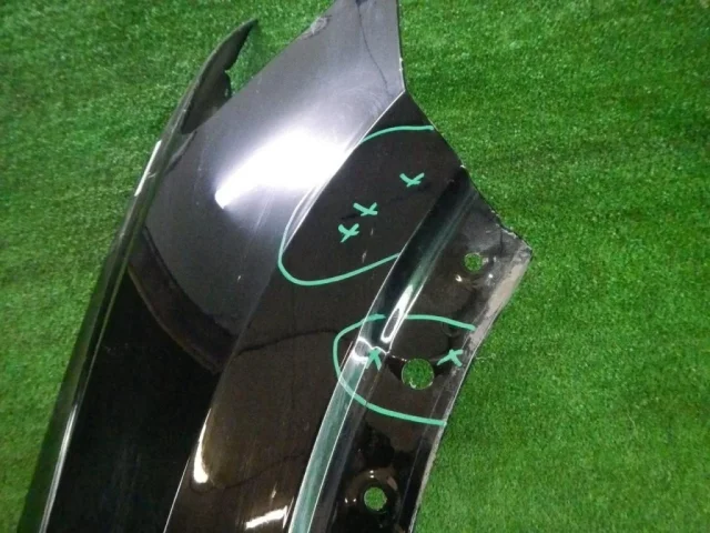 Крылья для Audi Q8 4M 2018-2023 на фотографиях