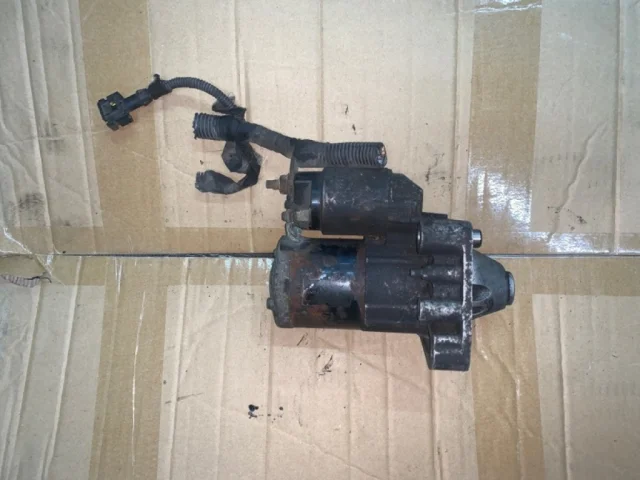 Стартер для Citroen C4 Хэтчбек 2004-2011 на фотографиях