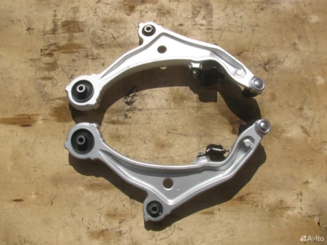 Рычаг передний левый нижний для Nissan Murano Z51 2007-2015 на фотографиях