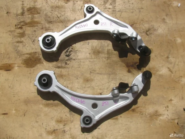 Рычаг передний левый нижний для Nissan Murano Z51 2007-2015 на фотографиях
