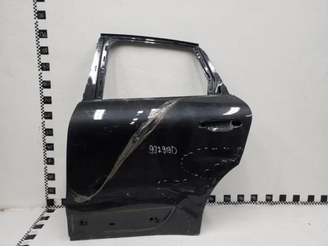 Дверь задняя левая для Porsche Macan 95B 2014-2023 на фотографиях