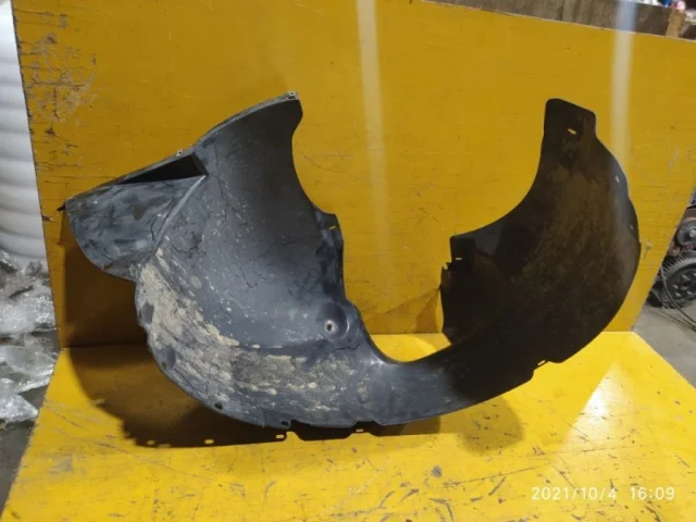 Крылья для Volkswagen Polo IV (9N3) 2005-2009 на фотографиях