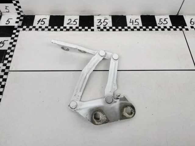 Петля капота правая для Ford Transit 2014-2022 Платформа на фотографиях