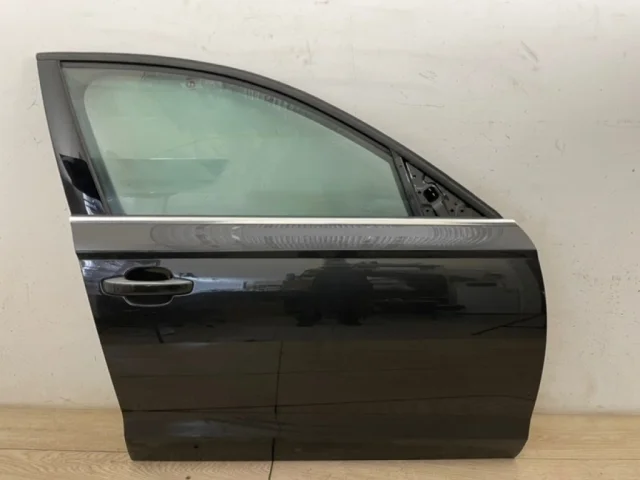 Дверь передняя правая для Audi A6 C7 Avant 2010-2018 на фотографиях