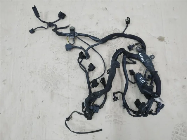 Проводка моторного отсека для Mercedes-Benz C class CL203 2000-2008 на фотографиях