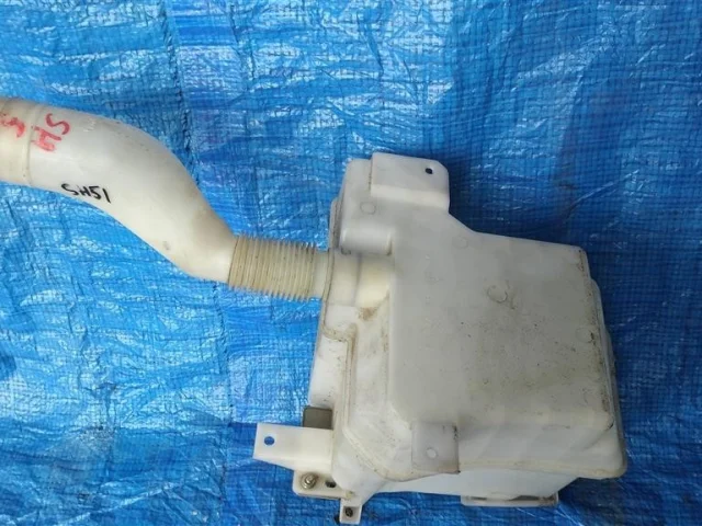 Бачок стеклоомывателя задний для Subaru Forester SH 2008-2012 на фотографиях