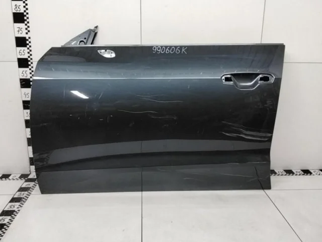 Двери для Audi A7 C8 2018+ на фотографиях