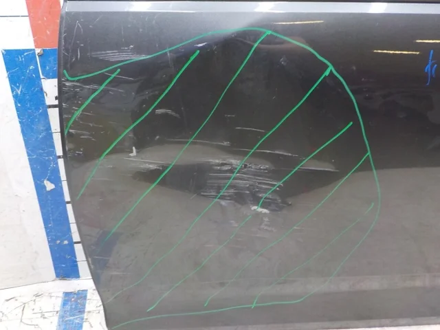 Дверь передняя левая для Audi A4 B9 2015+ на фотографиях