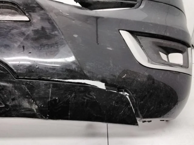 Спойлер переднего бампера для Toyota Land Cruiser J300 2021+ на фотографиях