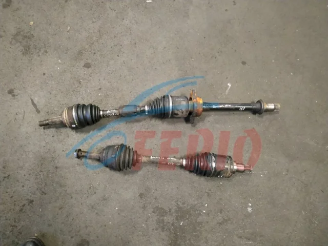 Привод передний правый для Toyota Avensis Седан T220 1997-2003 на фотографиях