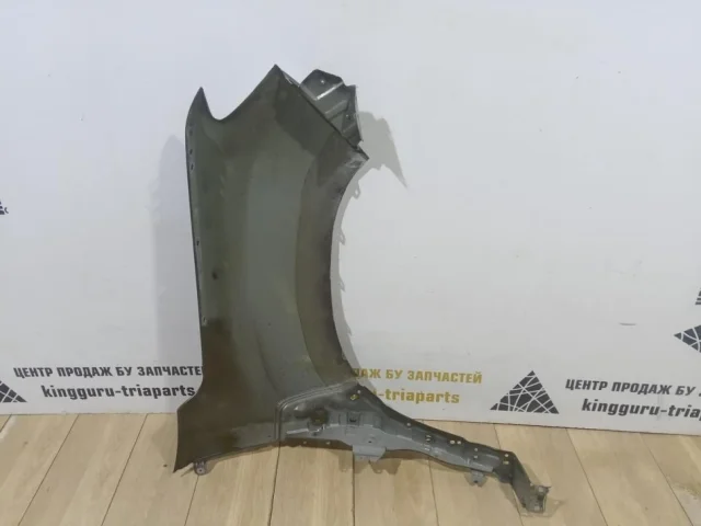 Крылья для Renault Duster EU 2010-2015 на фотографиях