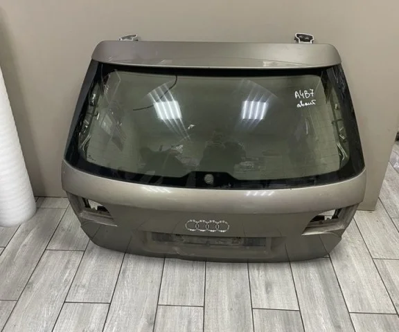 Крышка багажника для Audi A4 B7 Avant 2004-2008 на фотографиях