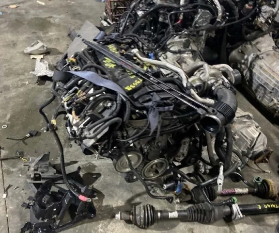 Двигатель без навесного для BMW 1er Ф20 2011-2015 на фотографиях