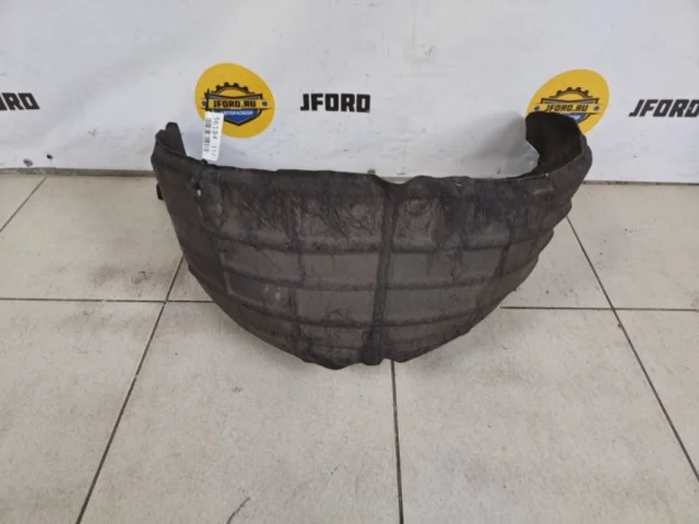 Подкрылок задний правый для Ford Kuga CBV 2008-2013 на фотографиях