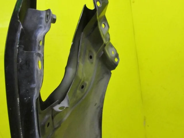 Крылья для Toyota Land Cruiser 200 (JDM) 2007-2013 на фотографиях