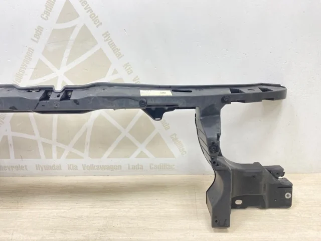 Панель радиатора (телевизор) для Volkswagen Caddy IV (2K) 2015-2020 на фотографиях