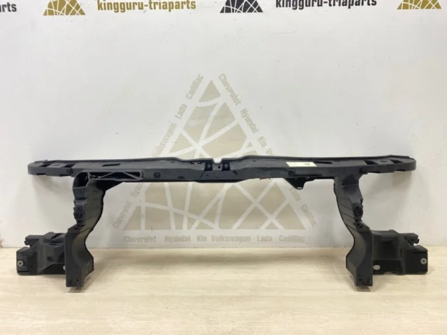 Панель радиатора (телевизор) для Volkswagen Caddy IV (2K) 2015-2020 на фотографиях