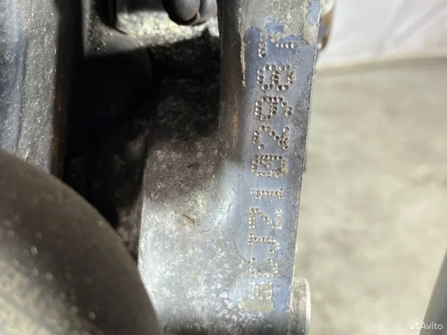 Двигатель для Skoda Octavia A7 Tour на фотографиях