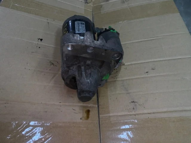 Стартер для Citroen C4 Хэтчбек 2004-2011 на фотографиях